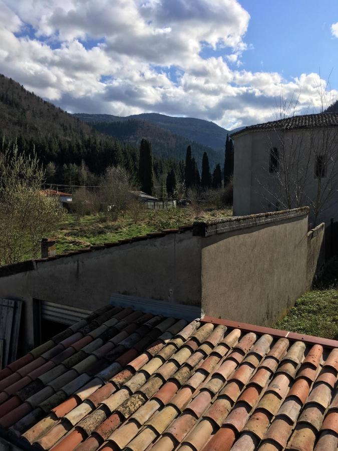 Sejour Chez L'Habitant Homestay Fougax-et-Barrineuf エクステリア 写真